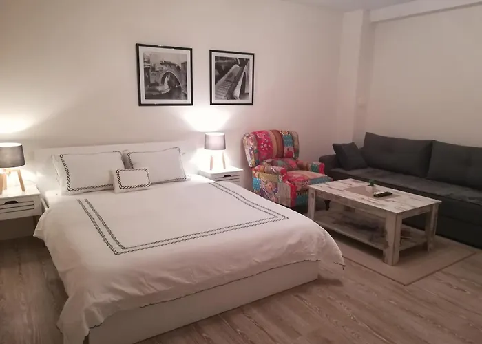 Skyline * מוסטר